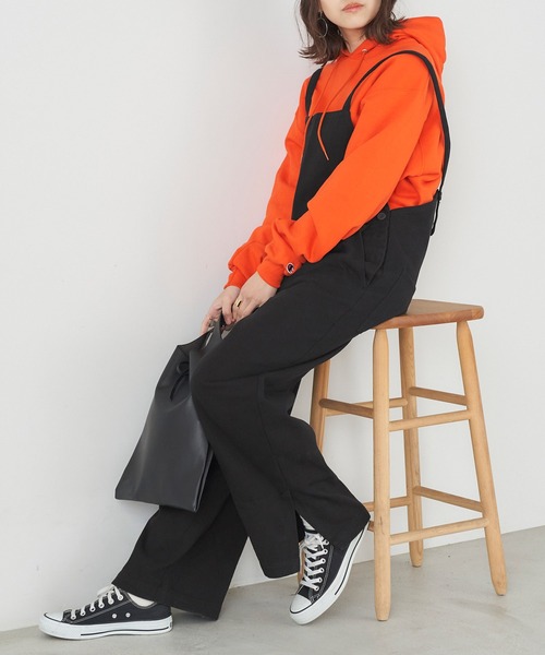 Chaco closet（チャコ クローゼット）の「カツラギ ワイドシルエットサロペットパンツ（サロペット/オーバーオール・レディース・ベージュ/ブラック/ホワイト系その他・FREE）」の3枚目の写真