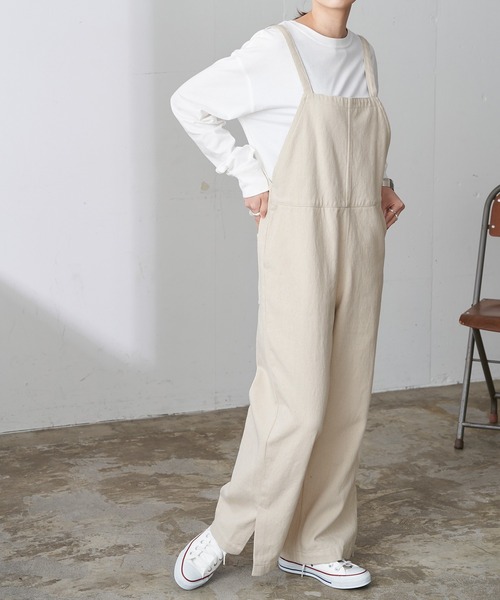 Chaco closet（チャコ クローゼット）の「カツラギ ワイドシルエットサロペットパンツ（サロペット/オーバーオール・レディース・ベージュ/ブラック/ホワイト系その他・FREE）」の4枚目の写真