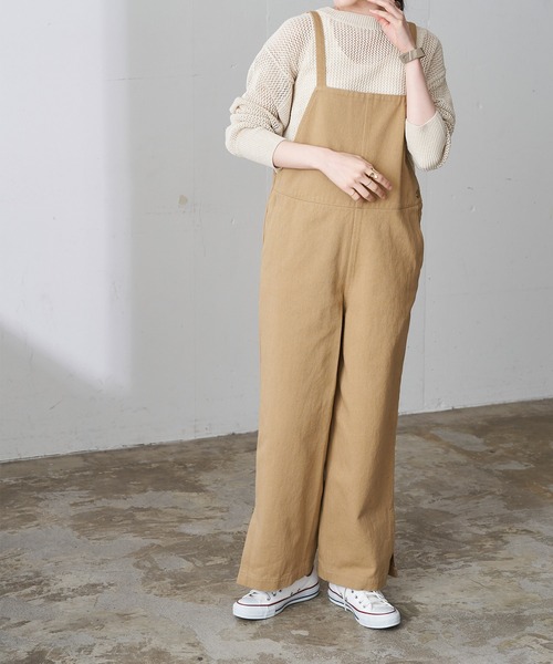 Chaco closet（チャコ クローゼット）の「カツラギ ワイドシルエットサロペットパンツ（サロペット/オーバーオール・レディース・ベージュ/ブラック/ホワイト系その他・FREE）」の8枚目の写真