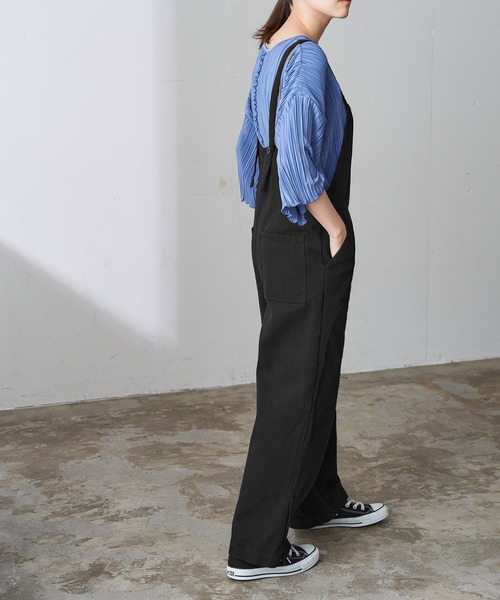 Chaco closet（チャコ クローゼット）の「カツラギ ワイドシルエットサロペットパンツ（サロペット/オーバーオール・レディース・ベージュ/ブラック/ホワイト系その他・FREE）」の7枚目の写真