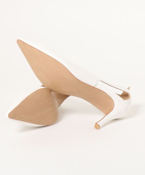 AMBIENT（アンビエント）の「ｻｲﾄﾞｶｯﾃｨﾝｸﾞﾊﾟﾝﾌﾟｽ（パンプス・レディース・ブラック/ベージュ/ホワイト・L/M/S）」の9枚目の写真