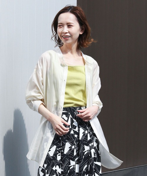 mysty woman(ミスティウーマン)の「2WAYテレコタンク 940346(タンクトップ・レディース・ブラック/オフホワイト/ライム/ライトカーキ/モカ/イエロー/ブルー・FREE)」の12枚目の写真