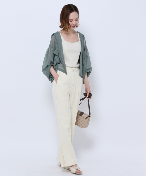 mysty woman(ミスティウーマン)の「2WAYテレコタンク 940346(タンクトップ・レディース・ブラック/オフホワイト/ライム/ライトカーキ/モカ/イエロー/ブルー・FREE)」の8枚目の写真