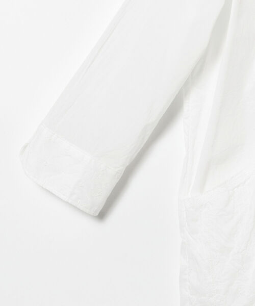 BEAMS BOY(ビームスボーイ)の「TORI-TO × BEAMS BOY / チャイナ ギャザー シャツ(シャツ/ブラウス・レディース・ホワイト/ブラック・ONE SIZE)」の6枚目の写真