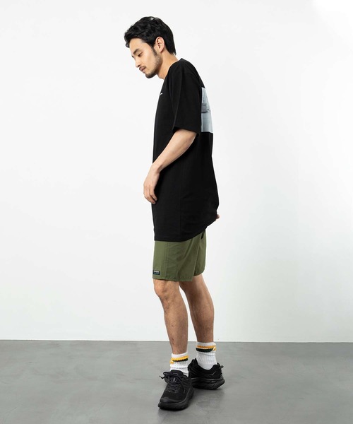 FRANKLIN & MARSHALL（フランクリンマーシャル）の「FRANKLIN ＆ MARSHALL/フランクリンマーシャル 別注フォトプリントTシャツ（Tシャツ/カットソー・メンズ・ホワイト/ブラック・マルチサイズ）」の11枚目の写真