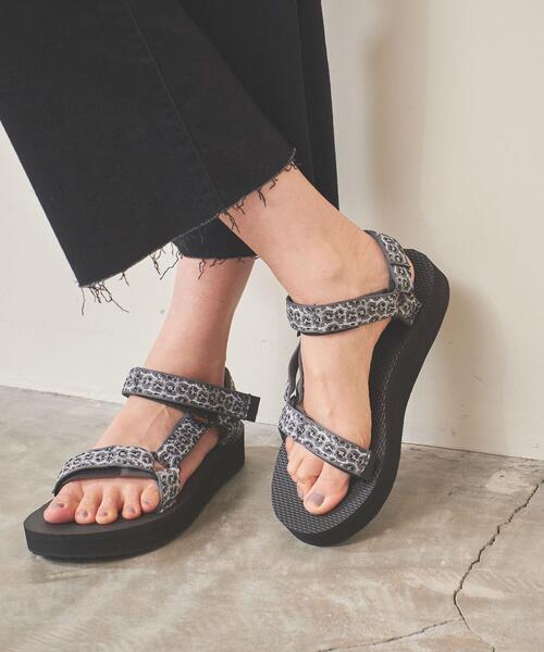 Teva（テバ）の「＜Teva（テバ）＞MID UNIVERSAL LEO サンダル◆（サンダル・レディース・ブラック/ナチュラル・7/5/6/8）」の16枚目の写真