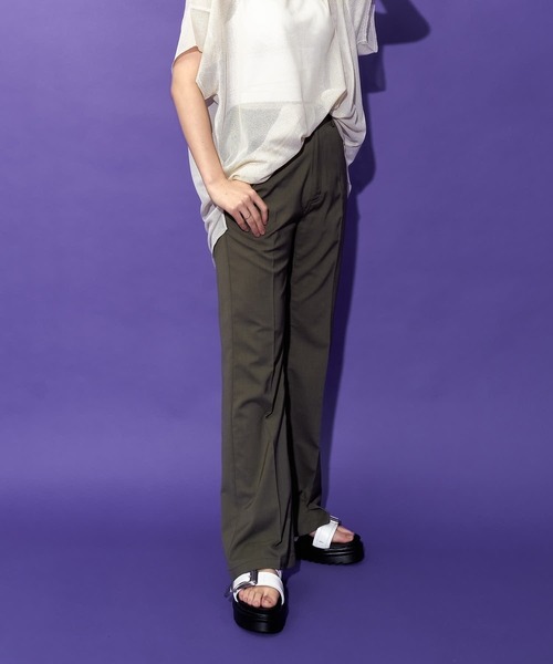 PUBLUX(パブリュクス)の「【PUBLUX/パブリュクス×ベルエポック】 センタープレスフレアスラックス/ユニセックス(スラックス・メンズ・ブルー/ブラック/オリーブ/ホワイト/ブラウン・LARGE/MEDIUM/SMALL)」の20枚目の写真