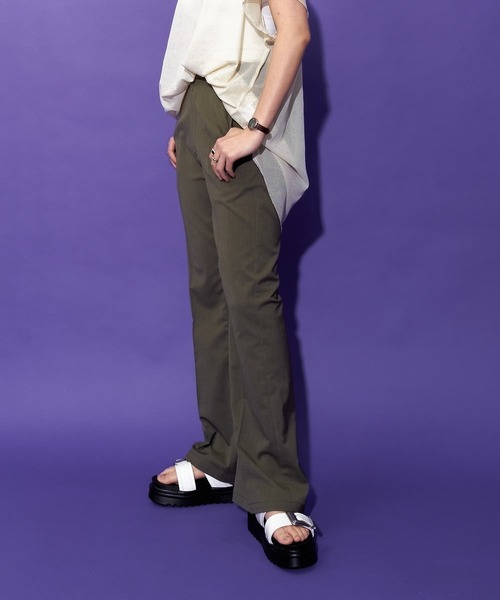 PUBLUX(パブリュクス)の「【PUBLUX/パブリュクス×ベルエポック】 センタープレスフレアスラックス/ユニセックス(スラックス・メンズ・ブルー/ブラック/オリーブ/ホワイト/ブラウン・LARGE/MEDIUM/SMALL)」の9枚目の写真