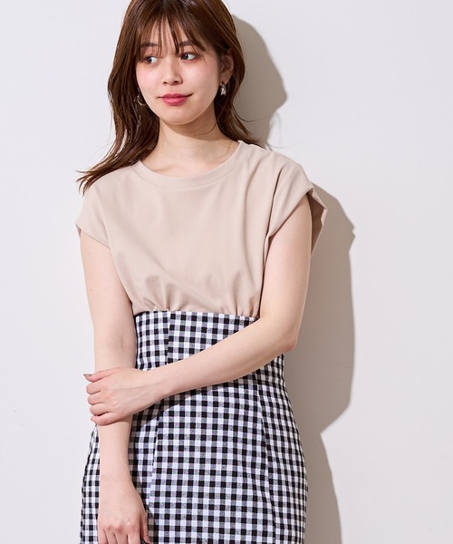 natural couture(ナチュラルクチュール)の「袖口タック厚手ノースリT(Tシャツ/カットソー・レディース・オフホワイト/ブラック/ピンク/その他1/その他2/ベージュ・FREE)」の16枚目の写真