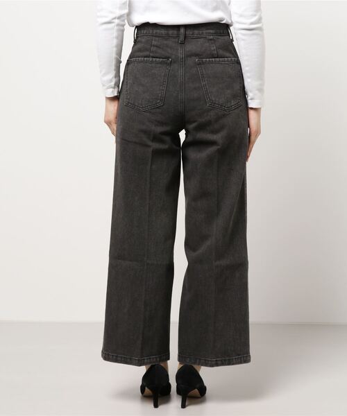 RIM.ARK（リムアーク）の「Low waist straight denim（デニム