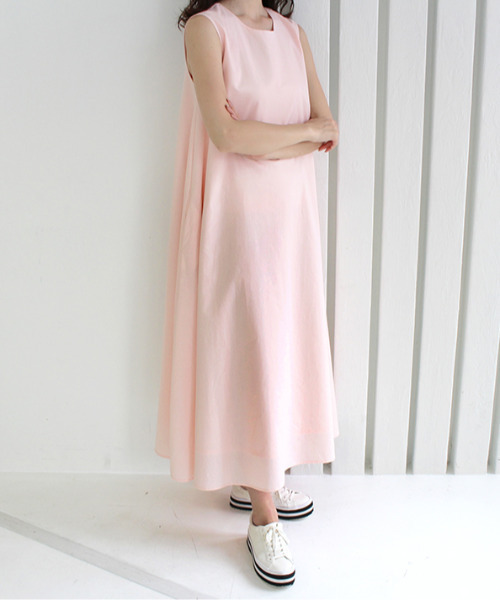 MODE ROBE（モードローブ）の「《MODE ROBE》 オリジナルワンピース（ワンピース・レディース・ホワイト/ブラック/ブラウン/ピンク/ブルー/ミント・FREE）」の14枚目の写真