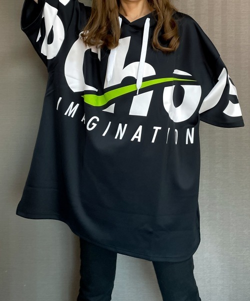 GGD(ジージーディー)の「ビックシルエットバックプリントロゴストレッチTシャツパーカーCHOUSE(Tシャツ/カットソー・レディース・ホワイト/ブラック・L/LL/M)」の2枚目の写真