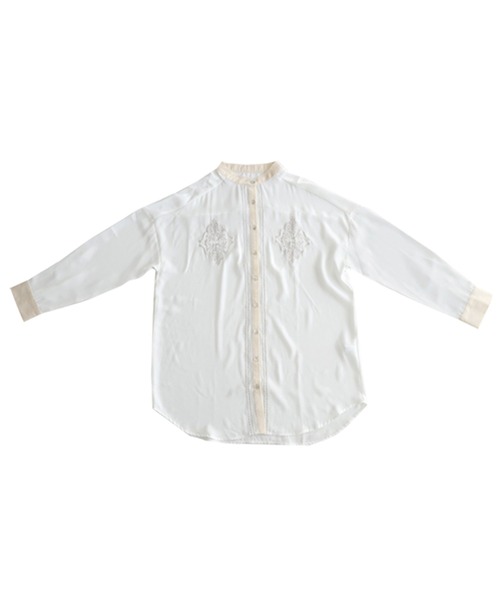 antiqua(アンティカ)の「どこかレトロ!雰囲気抜群デザイン刺繍シャツ(シャツ/ブラウス・レディース・ブラック/オフホワイト/カーキ/イエロー・FREE)」の6枚目の写真