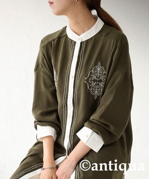 antiqua(アンティカ)の「どこかレトロ!雰囲気抜群デザイン刺繍シャツ(シャツ/ブラウス・レディース・ブラック/オフホワイト/カーキ/イエロー・FREE)」の22枚目の写真