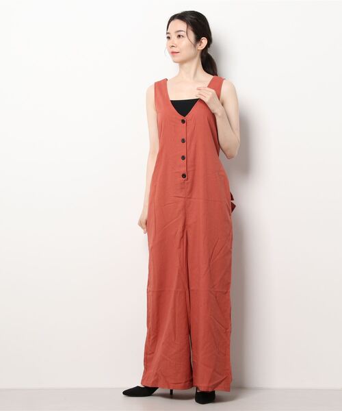 REAL CUBE（リアルキューブ）の「バックリボンオールインワン（つなぎ/オールインワン・レディース・ライトブルー/インディゴブルー/テラコッタ/ベージュ・L/M）」の2枚目の写真