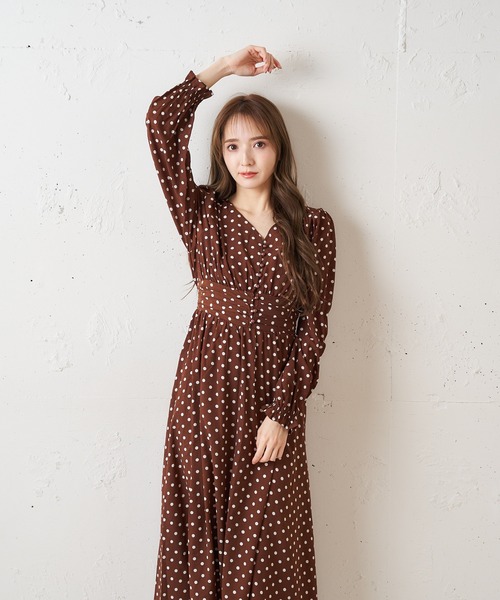 MIIA（ミーア）の「長袖パフスリーブマキシワンピース（ワンピース