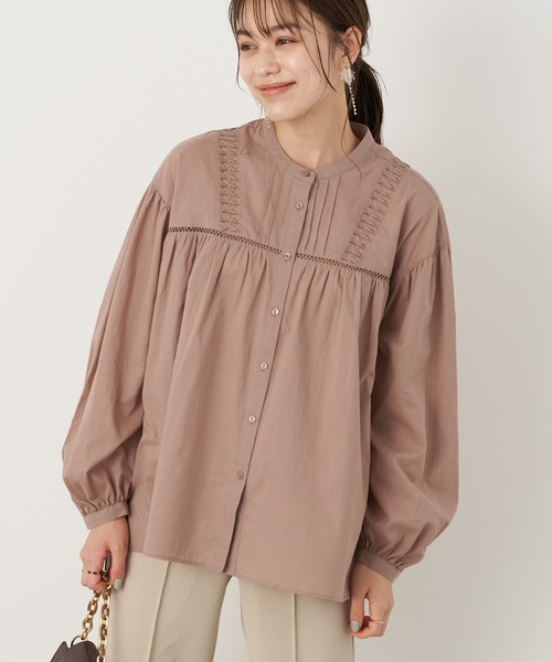 earth music&ecology（アースミュージックアンドエコロジー）の「ロマンティックねじりタックブラウス ＊（シャツ/ブラウス・レディース・ホワイト/ブラック/モカ・FREE）」の3枚目の写真