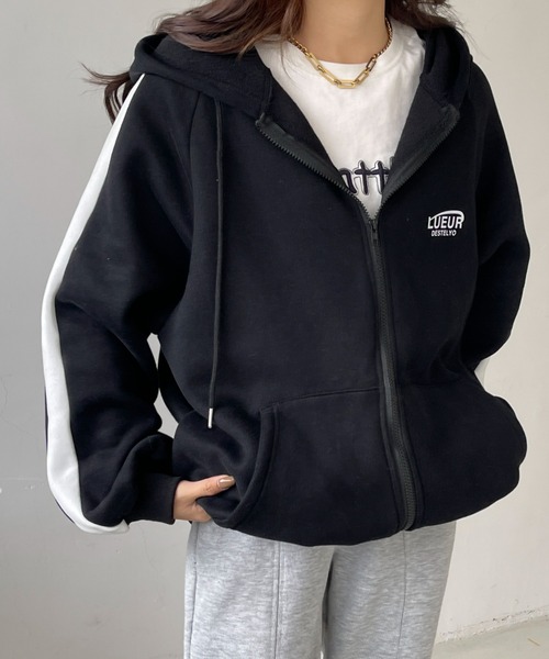 emi+（エミプラス）の「裏起毛ボリュームスリーブ配色ラインパーカー（パーカー・レディース・グレー/ブラック/モカ/ボルドー/ブラウン・S/M/XL/L）」の16枚目の写真