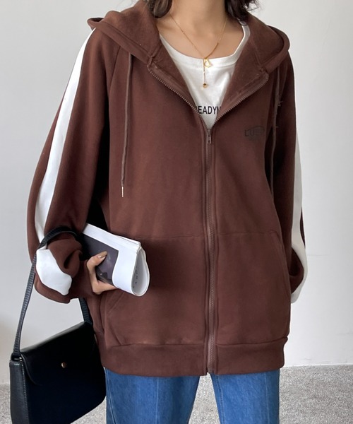 emi+（エミプラス）の「裏起毛ボリュームスリーブ配色ラインパーカー（パーカー・レディース・グレー/ブラック/モカ/ボルドー/ブラウン・S/M/XL/L）」の18枚目の写真