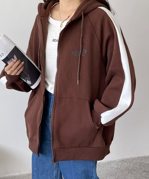 emi+（エミプラス）の「裏起毛ボリュームスリーブ配色ラインパーカー（パーカー・レディース・グレー/ブラック/モカ/ボルドー/ブラウン・S/M/XL/L）」の20枚目の写真