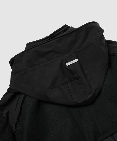 C2H4(シーツーエイチフォー)の「PANELLED SHELTER DISTRESSING PARKA(モッズコート・メンズ・ブラック・M)」の4枚目の写真
