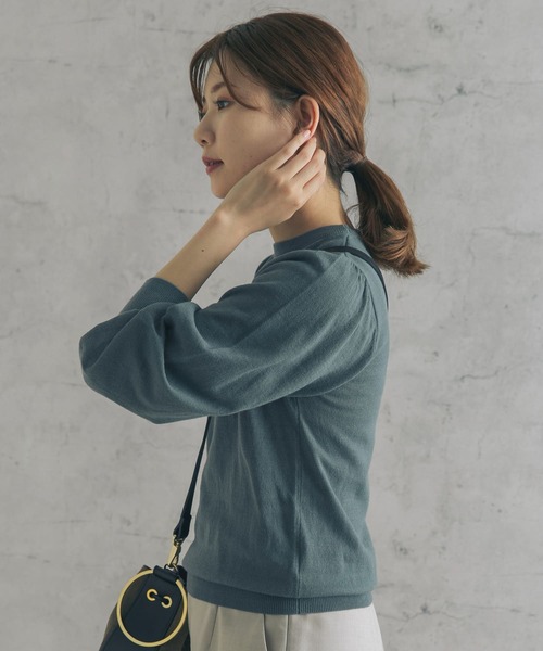 URBAN RESEARCH ROSSO（アーバンリサーチロッソ）の「マシンウォッシャブルパフニットプルオーバー（ニット/セーター・レディース・ライトベージュ/グリーン系その他/ネイビー・FREE）」の4枚目の写真