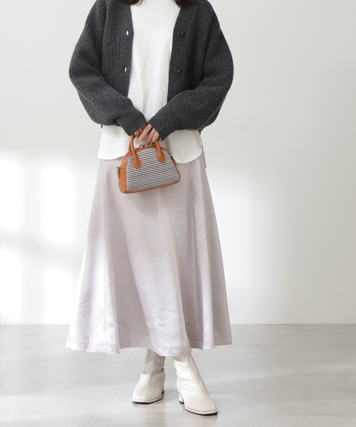 N.（N. Natural Beauty Basic）（エヌエヌナチュラルビューティーベーシック）の「【S Size Line】◆サテンマーメイドスカート（スカート・レディース・グレー/ベージュ/カーキ・SMALL/MEDIUM）」の2枚目の写真