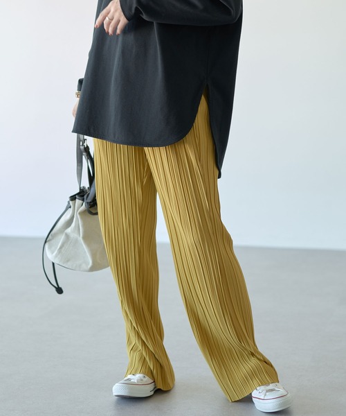 earth music&ecology（アースミュージックアンドエコロジー）の「すきな丈プリーツパンツ＊（その他パンツ・レディース・ブラック/ドット/ベージュ/グリーン/ブラウン/イエロー・FREE）」の5枚目の写真