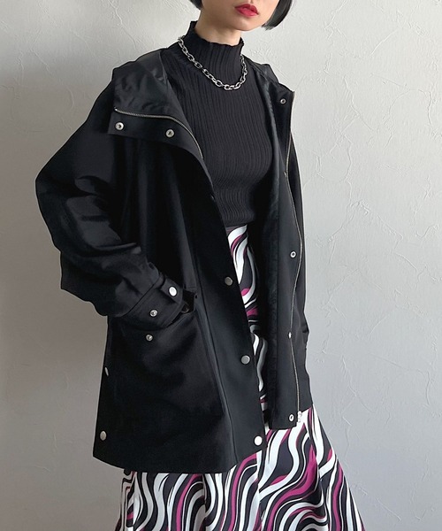 PAGEBOY（ページボーイ）の「スナップスリットマウンパ（マウンテンパーカー・レディース・ブラック/オリーブ/グレイッシュベージュ・FREE）」の10枚目の写真