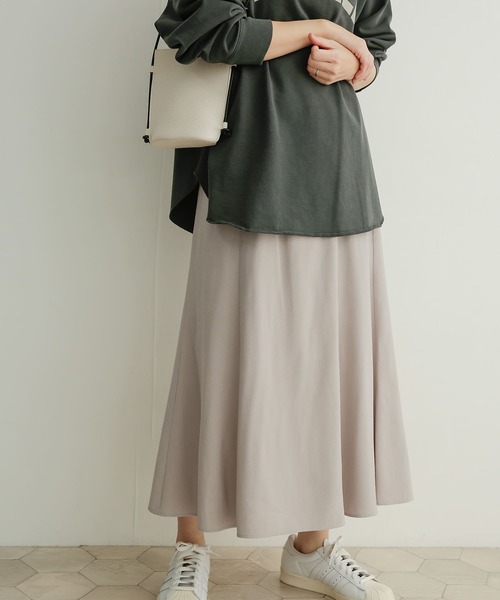 URBAN RESEARCH DOORS(アーバンリサーチドアーズ)の「フィブリルスカート(スカート・レディース・チャコールグレー/ライトグレー・1/0)」の2枚目の写真