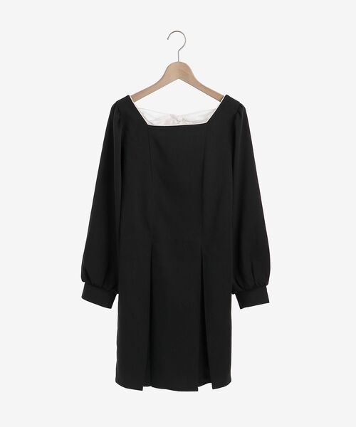 MAJESTIC LEGON（マジェスティックレゴン）の「パイピングガーリーワンピ（ワンピース・レディース・ブラック/アイボリー/グレイッシュベージュ・MEDIUM）」の2枚目の写真