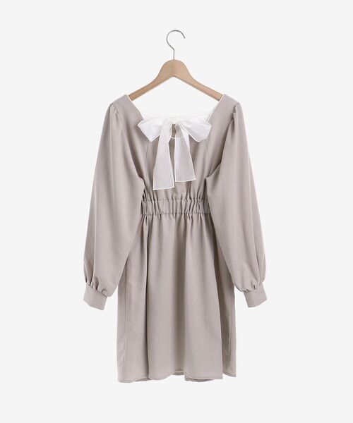 MAJESTIC LEGON（マジェスティックレゴン）の「パイピングガーリーワンピ（ワンピース・レディース・ブラック/アイボリー/グレイッシュベージュ・MEDIUM）」の6枚目の写真