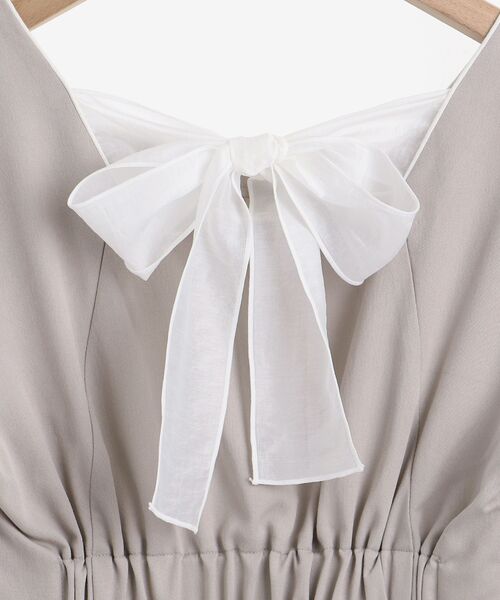 MAJESTIC LEGON（マジェスティックレゴン）の「パイピングガーリーワンピ（ワンピース・レディース・ブラック/アイボリー/グレイッシュベージュ・MEDIUM）」の11枚目の写真