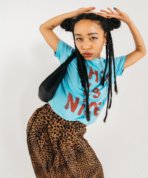 GIMME GIMME（ギミーギミー）の「【GIMME GIMME】Tulips T-shirt gimw22s008（Tシャツ/カットソー・レディース・ブルー・FREE）」の10枚目の写真