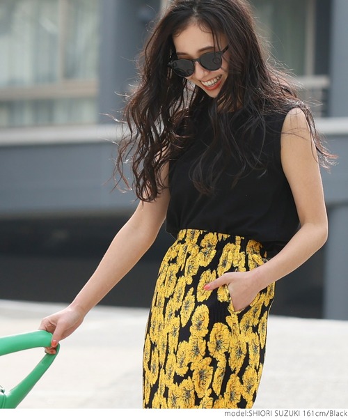 大花柄細プリーツスカート（スカート）｜coca（coca）（コカ）の