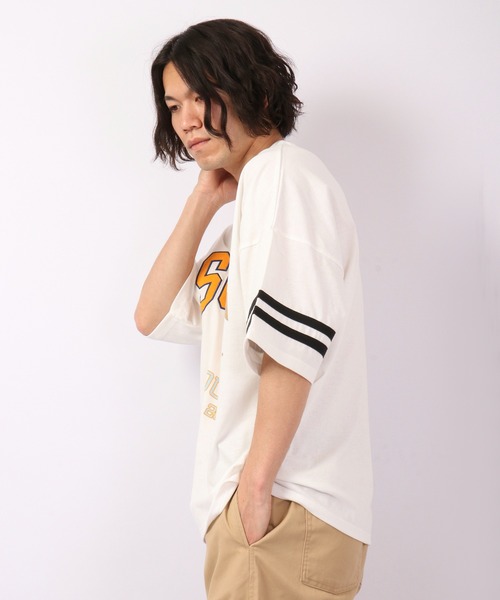 A.T,C in the attic homme(エーティーシーインジアティックオム)の「カレッジロゴ&刺繍入りルーズTシャツ(Tシャツ/カットソー・メンズ・ホワイト/ブルー/グリーン・M/L/XL)」の4枚目の写真