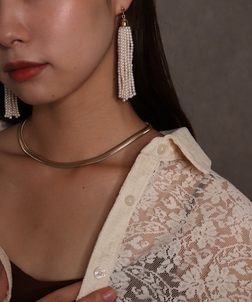 Monocoro toppi（モノコロトッピ）の「艶やかなロマンティックムード。タッセルパールピアス＆イヤリング（イヤリング・レディース・ホワイト系その他2/ホワイト系その他・フリー）」の5枚目の写真