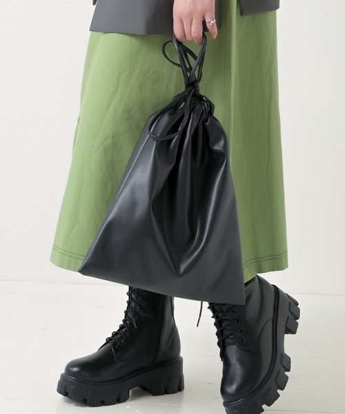 Lull(ルル)の「【Lull / ルル】アソート巾着ショルダーバッグ(ハンドバッグ・レディース・ブラック/シルバー/グリーン系その他/ゼブラ・ONESIZE)」の2枚目の写真