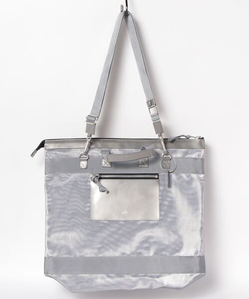 B'2nd（ビーセカンド）の「THE PURSE（ザパース）TULLE HELMET TOTE/トートバッグ（トートバッグ・メンズ・シルバー・FREE）」の2枚目の写真