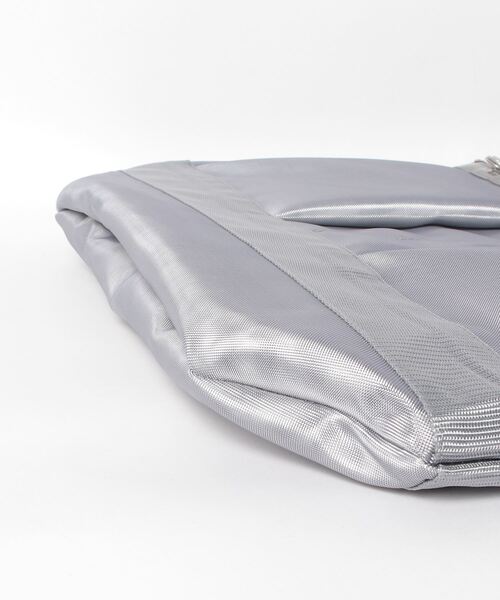 B'2nd（ビーセカンド）の「THE PURSE（ザパース）TULLE HELMET TOTE/トートバッグ（トートバッグ・メンズ・シルバー・FREE）」の3枚目の写真