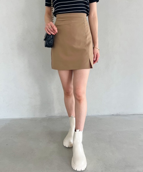 CLEA（クレア）の「スリット台形ミニスカート/スカパン（スカート・レディース・ブラック/ブラウン/ピンク/イエロー/アイボリー・S/M/L）」の11枚目の写真