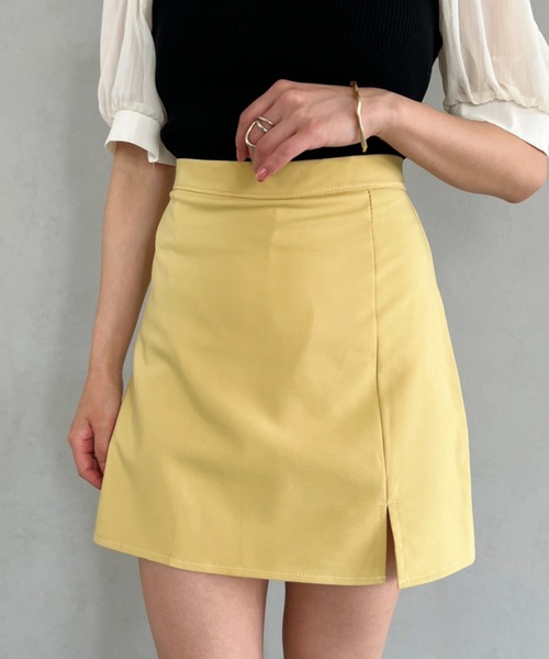CLEA（クレア）の「スリット台形ミニスカート/スカパン（スカート・レディース・ブラック/ブラウン/ピンク/イエロー/アイボリー・S/M/L）」の10枚目の写真