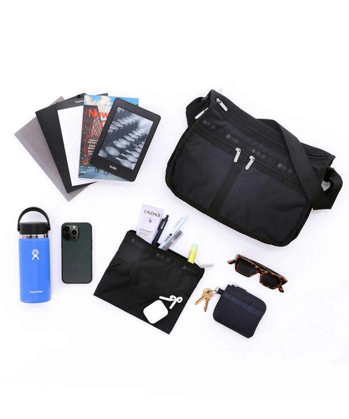 LeSportsac(レスポートサック)の「DELUXE EVERYDAY BAG 【日本限定】リサイクルドブラックJP(ショルダーバッグ・レディース・ブラック・FREE)」の11枚目の写真