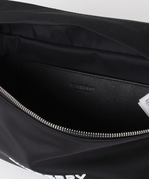 BURBERRY（バーバリー）の「BURBERRY SONNY LOGO PRINT NYLON BUM BAG バーバリー ソニー バーバリー ロゴプリント ボディバッグ（ボディバッグ/ウエストポーチ・メンズ・ブラック・FREE）」の12枚目の写真