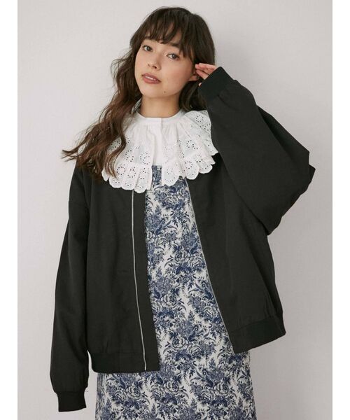 merry jenny(メリージェニー)の「bear刺繍ブルゾン(ブルゾン・レディース・ブラック/ブルー/アイボリー・FREE)」の6枚目の写真