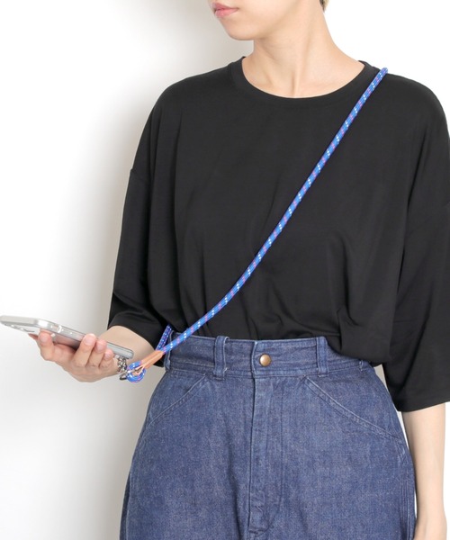 Beau're（ヴュレ）の「【BEAURE/ビュレ】Paracord mobile cord パラコード モバイルストラップ ショルダー（スマホグッズ・レディース・ブラック/カーキ/オレンジ/ブルー/ネイビー/モカ・FREE）」の11枚目の写真