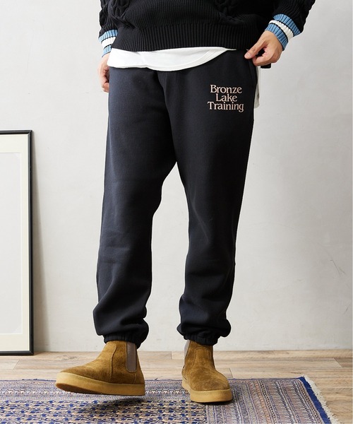 Champion(チャンピオン)の「【CHAMPION / チャンピオン】リーバースウィーブ プリントスウェットパンツ(スウェットパンツ・メンズ・チャコールグレー/ブラック/アイボリー・MEDIUM/LARGE/X-LARGE)」の3枚目の写真