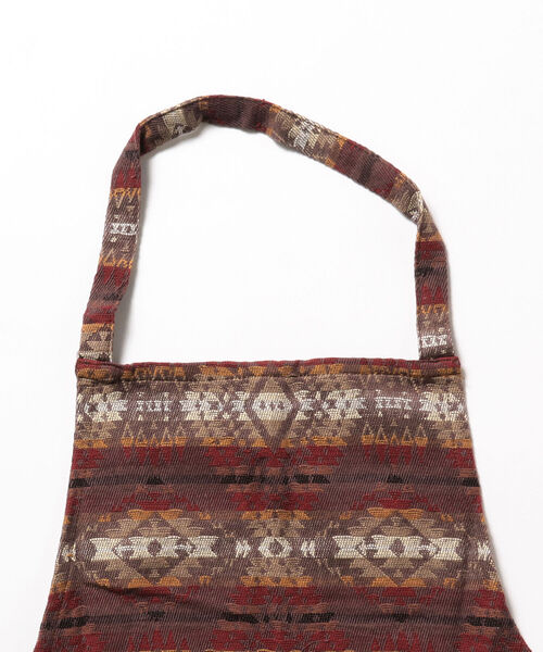 B:MING by BEAMS(ビーミングバイビームス)の「PENDLETON / ロング エプロン(エプロン・メンズ・ブラウン/ネイビー・ONE SIZE)」の13枚目の写真