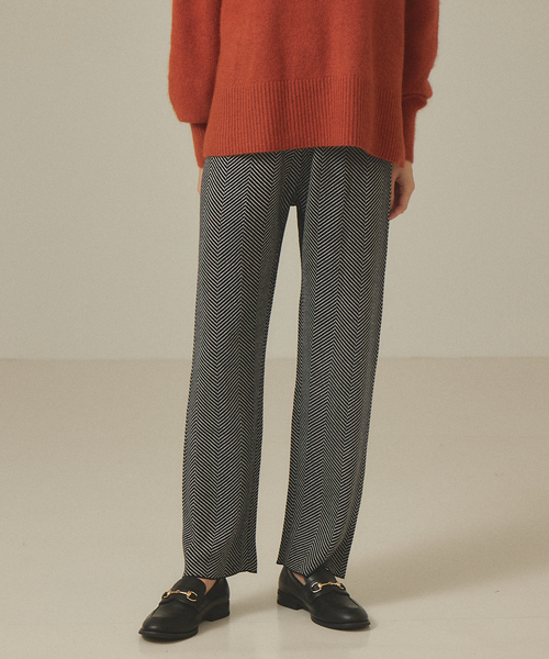 abahouse mavie（アバハウスマヴィ）の「リーフジャガードニットパンツ（その他パンツ・レディース・ブラウン/グレイッシュベージュ/ブラック・フリー）」の2枚目の写真