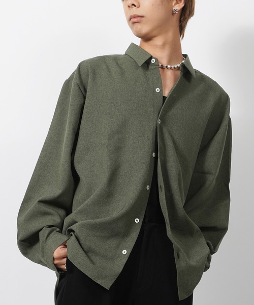 1111clothing(ワンフォークロージング)の「日本製 ワイドスリーブ ポリトロ オーバーシャツ / オーバーサイズ シャツ 長袖 無地(シャツ/ブラウス・メンズ・インディゴブルー/テラコッタ/モスグリーン/ホワイト/ブラック/ベージュ・FREE)」の5枚目の写真